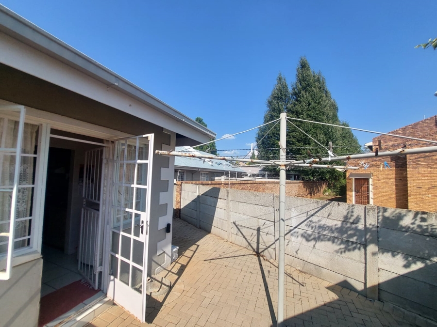 3 Bedroom Property for Sale in Kannoniers Park North West